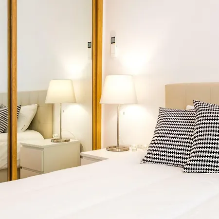Duque 53 Lisbon